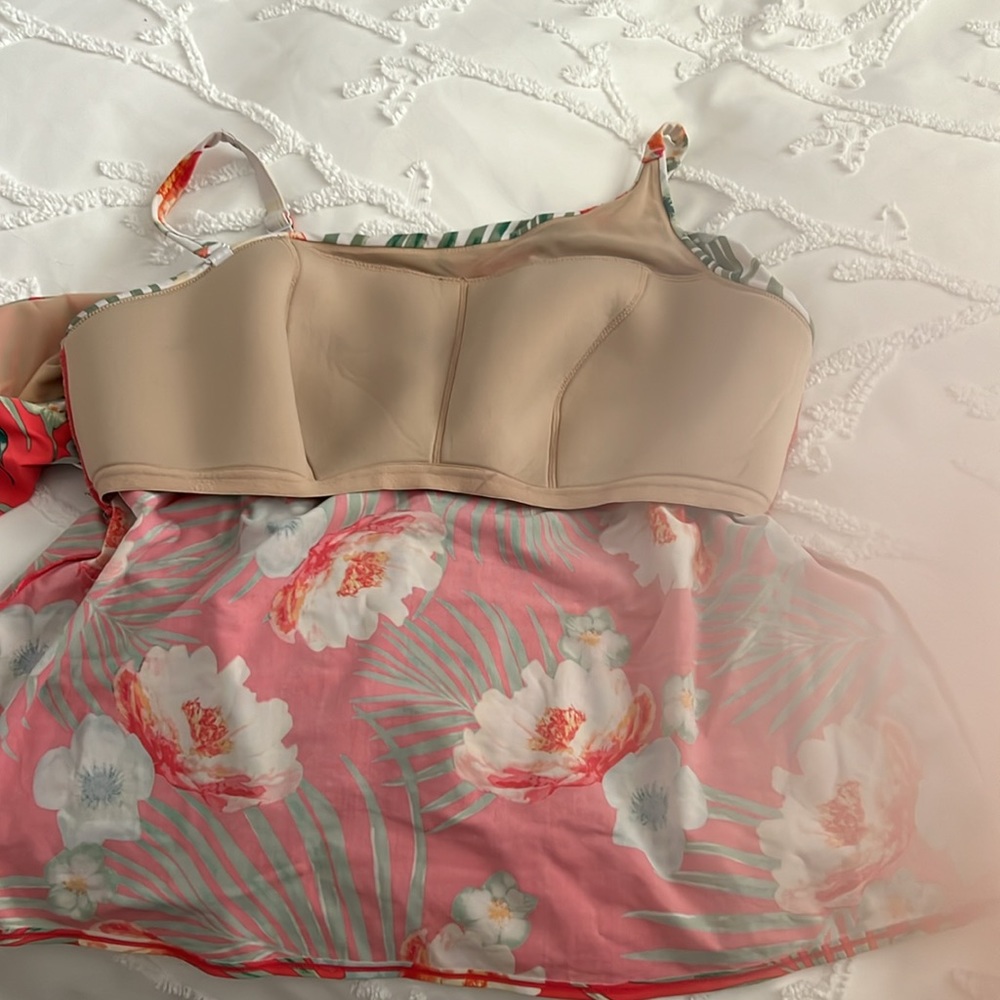 Palm Floral Tankini Set - Picture 7 of 9